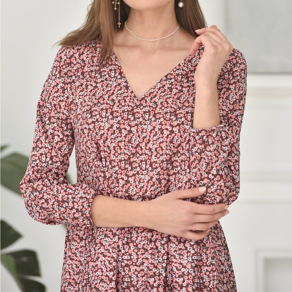 Women’s Medium Floral Long Sleeve Maternity Dress